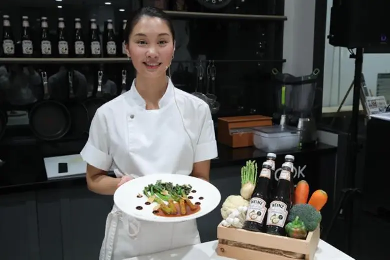 คราฟท์ ไฮนซ์ เติมรสชาติให้วงการอาหารเมืองไทย จัดเวิร์คชอปศิลปะแห่งการทำอาหารแบบเอ็กซ์คลูซีฟ เปลี่ยนเมนูประจำวันเป็นงานศิลปะด้วยซอสหอยนางรมไฮนซ์