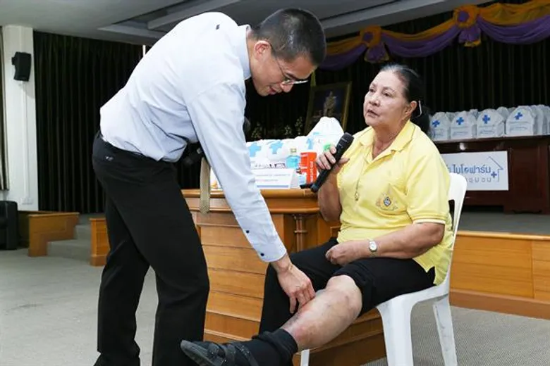 “โรคกระดูกพรุน” สาเหตุการเกิดกระดูกหักในผู้สูงอายุ ไบโอฟาร์ม เดินสายให้ความรู้ พร้อมแนะวิธีดูแลสุขภาพอย่างถูกวิธี