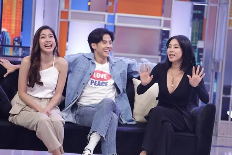 “คริส” โชคดีมีบุญ ไม่เคยเจอคนเจ้าชู้แบบในละคร “มะปราง” เขินโดนถามถ้า “โอป” มาขอแต่งจะว่าไง?!