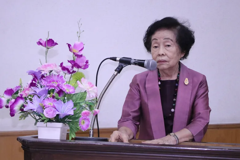 ม.ศรีปทุม ชลบุรี พร้อมปลุกหัวใจ บริการเชิงรุก มีความสุขทั้งผู้ให้และผู้ใช้บริการ โดย ดร.พจน์ ใจชาญสุขกิจ วิทยากรผู้เชี่ยวชาญด้านการประชาสัมพันธ์ บริหารภาพลักษณ์องค์กร