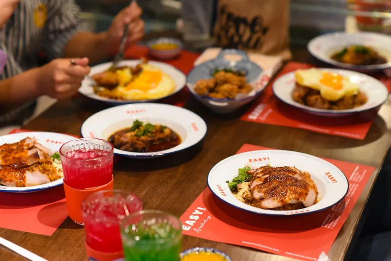 เปิดแล้ว…ร้านกะเพราธรรมดาที่ไม่ธรรมดา EASY! BUDDY ร้านกะเพราสูตรเด็ดกับร้านไอเดียเก๋ ที่เซ็นทรัลเวิลด์