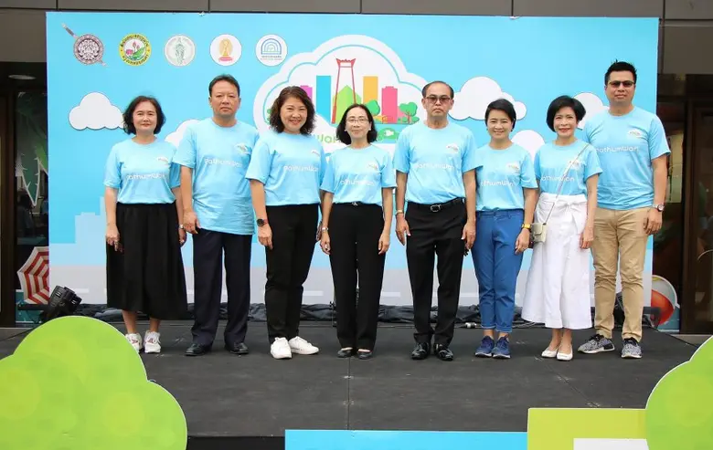 ธีรโชติ คำวิเศษณ์ ผู้ช่วยผู้อำนวยการเขตปทุมวัน รักษ...