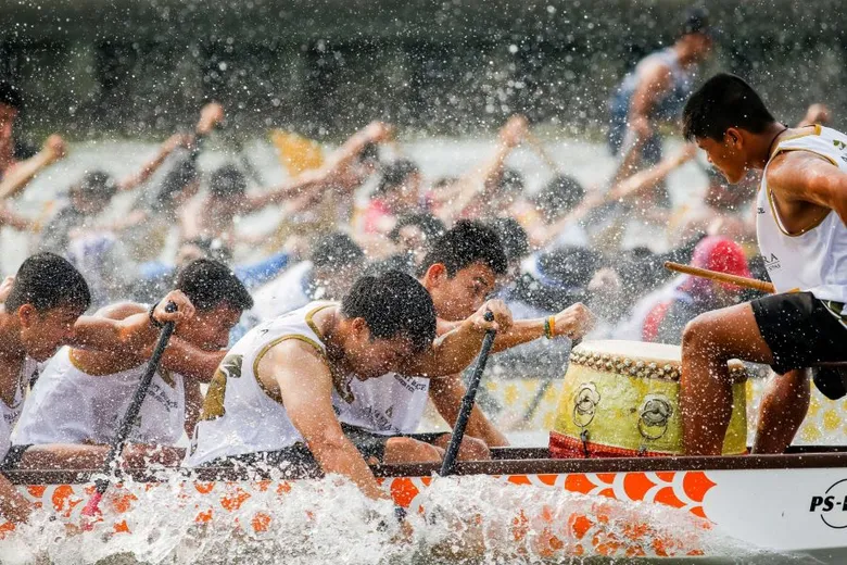 การแข่งขันเรือยาวช้างไทย และเทศกาลริมน้ำ เปิดฉากขึ้นแล้วในกรุงเทพฯ