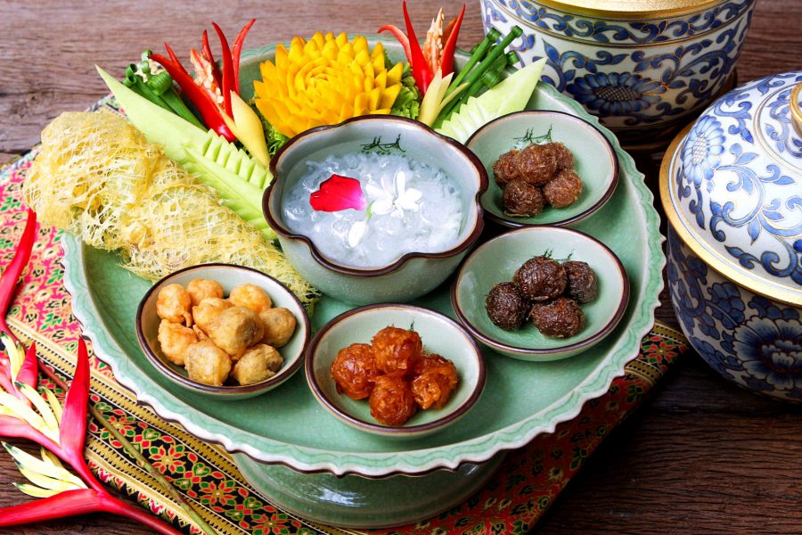 อ.มัลลิการ์ เปิดสำรับย้อนตำนานความอร่อย ข...