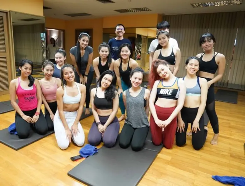 โรงแรมอวานี เอเทรียม กรุงเทพฯ เชิญ Maiken...