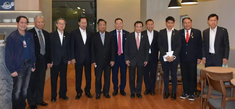 นายไชยวัฒน์ หาญสมวงศ์ ประธานสภาวิสาหกิจขน...
