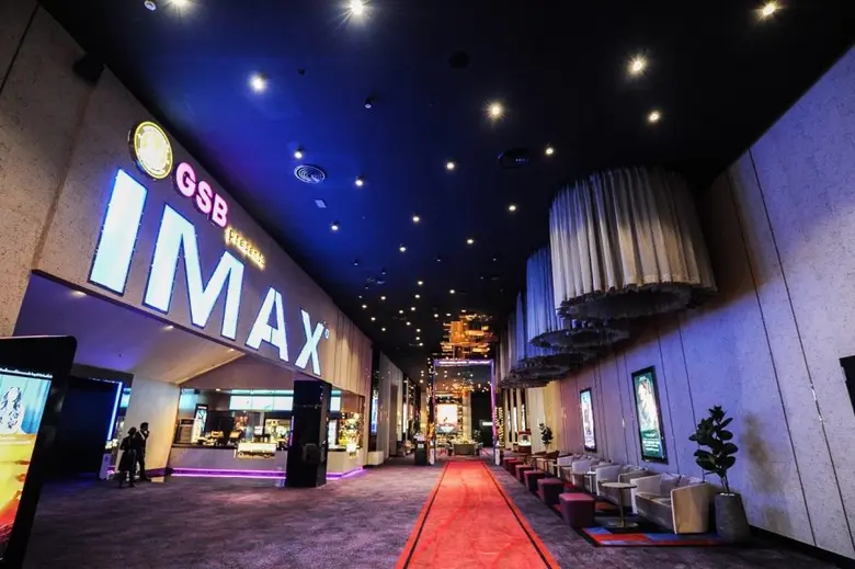 เมเจอร์ ซีนีเพล็กซ์ กรุ้ป มอบโปรโดนใจ...ครั้งแรกดูหนังไอแมกซ์ ระบบ 2 มิติ เพียง 100 บาท ทุกเรื่อง ทุกรอบ ทั้ง 6 สาขา ที่เดียวในเมืองไทย