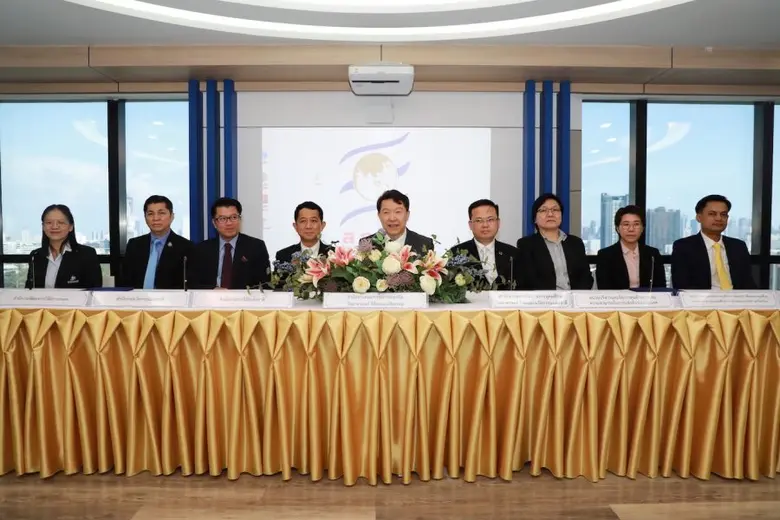 “สกสว. พร้อมด้วย 7 พีเอ็มยู” ร่วมแถลงความ...
