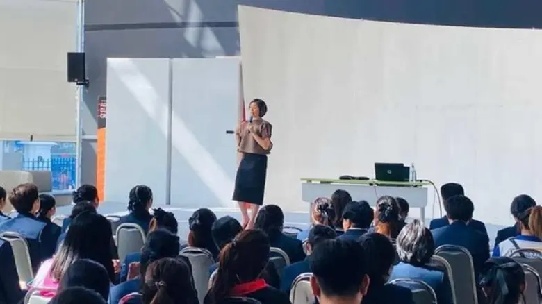 นศ.การจัดการบริการธุรกิจเรือสำราญ ม.ศรีปทุม เรียนกับตัวจริง ประสบการณ์จริง “การสื่อสารเพื่อสร้างความประทับใจสำหรับงานบริการ”