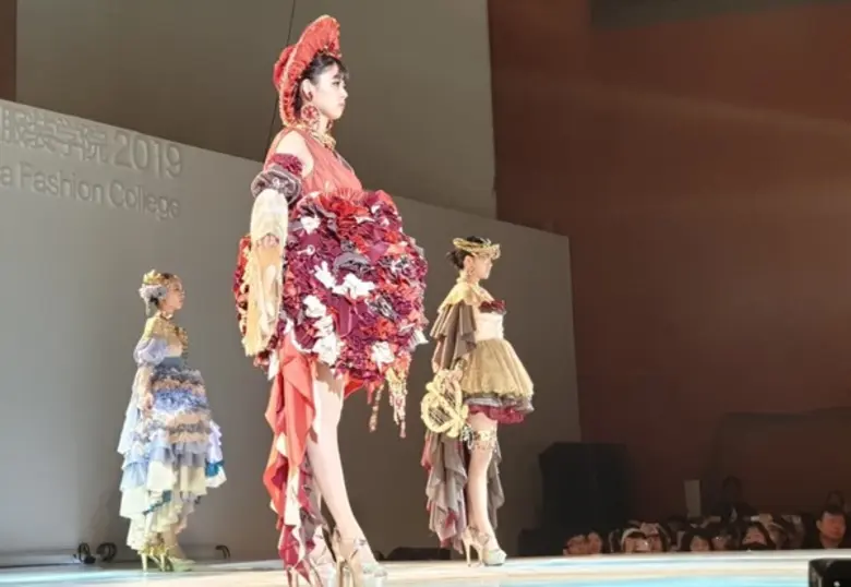 ฉลองแชมป์ลั้ลลาหาแรงบันดาลใจที่โตเกียว กับทีมชนะเลิศ Saha Group Bangkok Young Designer Awards