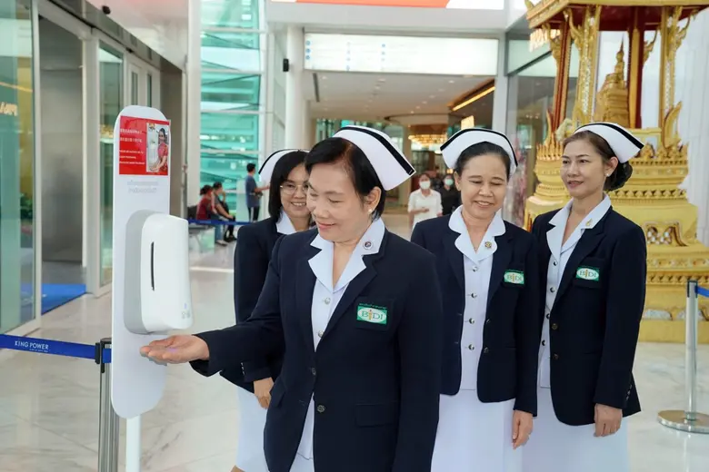 มูลนิธิ วิชัย ศรีวัฒนประภา ร่วมเคียงข้างสังคมไทย ในวิกฤตไวรัส COVID-19 สนับสนุน 45 ล้านบาท ให้ความช่วยเหลือภาวะฉุกเฉินทางสาธารณสุข