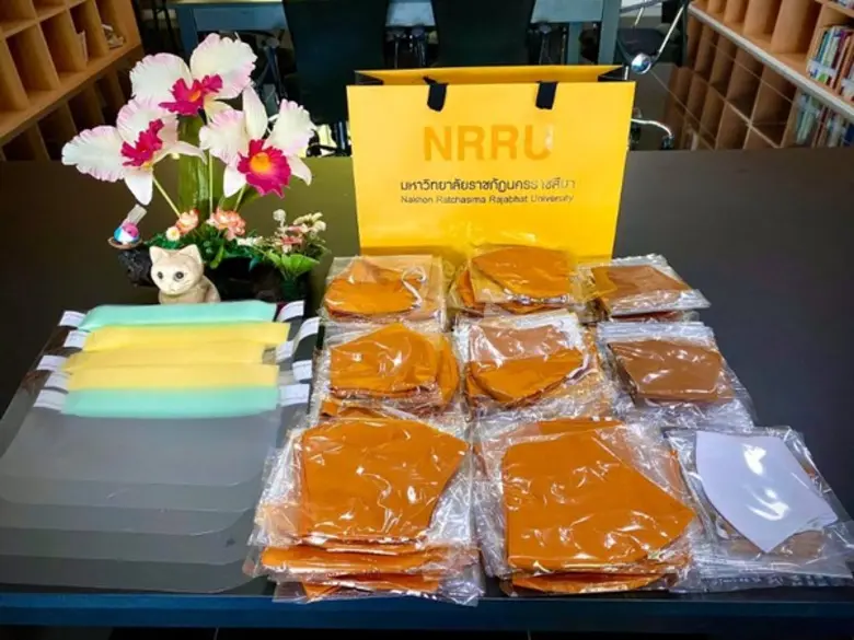 ราชภัฏโคราชรวมพลังจิตอาสาทำหน้ากากผ้า มอบถวายแด่พระสงฆ์-สามเณร ในจังหวัดนครราชสีมา