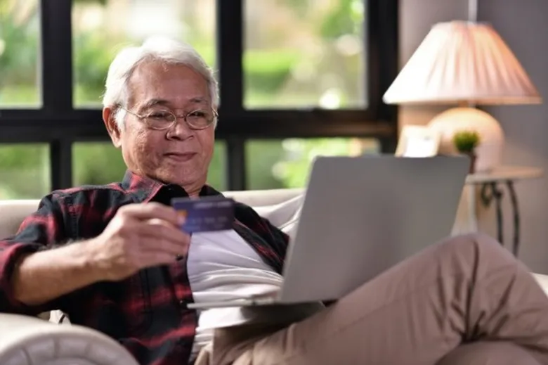 "ไม่เปลี่ยน ไม่รอด! New Business Normal หลังวิกฤตโควิด-19" พร้อม [แจกฟรี] วิธีปรับธุรกิจฝ่าวิกฤต โควิด-19 ร่วมส่งต่อความช่วยเหลือให้กับแพทย์และพยาบาล