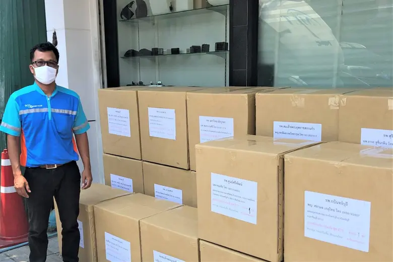 SCG โลจิสติกส์ ร่วมกับกลุ่มจิตอาสาเฉพาะกิจ อดีตสโมสรนิสิตจุฬาฯ ปี 2539 มอบ “กล่องกันเชื้อเพื่อหมอไทย” ป้องกันภัยโควิด-19ให้โรงพยาบาล 61 แห่งทั่วประเทศ