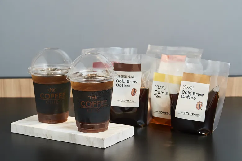 เดอะ คอฟฟี่ คลับ ประเทศไทย นำร่องสาขาแรกในโลก เพิ่มแพคเกจจิ้งกาแฟและชาสกัดเย็นพร้อมดื่มแบบถุง จับมือเดอะ พิซซ่า คอมปะนี เจาะตลาดเดลิเวอรี่เชิงรุก