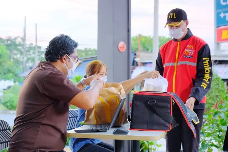 บริษัท แมคไทย จำกัด ผู้นำธุรกิจ QSR ภายใต...