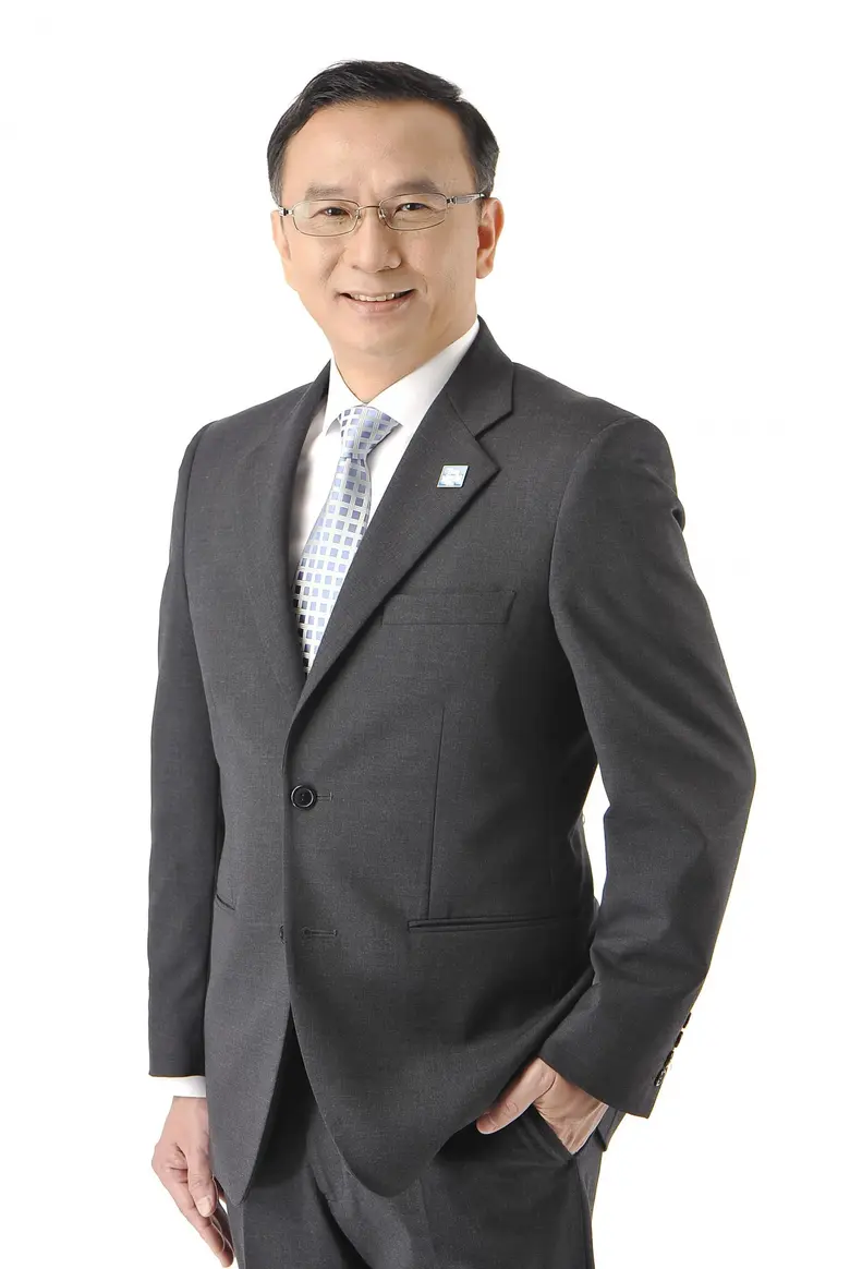 นายสวัสดิ์ นฤวรวงศ์ รองกรรมการผู้จัดการให...