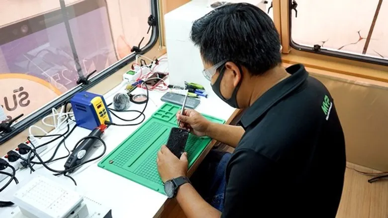 เอ็ม วิชั่น เปิดตัว MVP Service Express Caravan รถซ่อมมือถือระดับพรีเมียม ครบวงจร ครั้งแรกในประเทศไทย