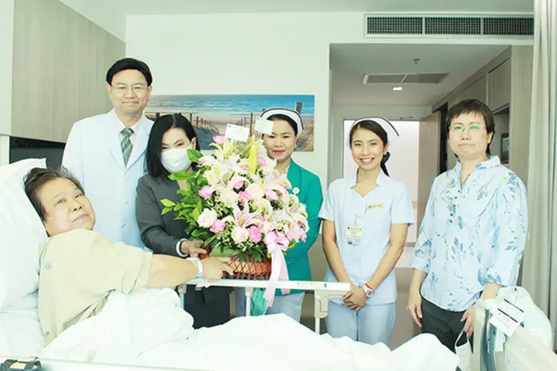 คุณอภิษฎา ธิราศักดิ์ ผู้อำนวยการฝ่ายปฏิบั...