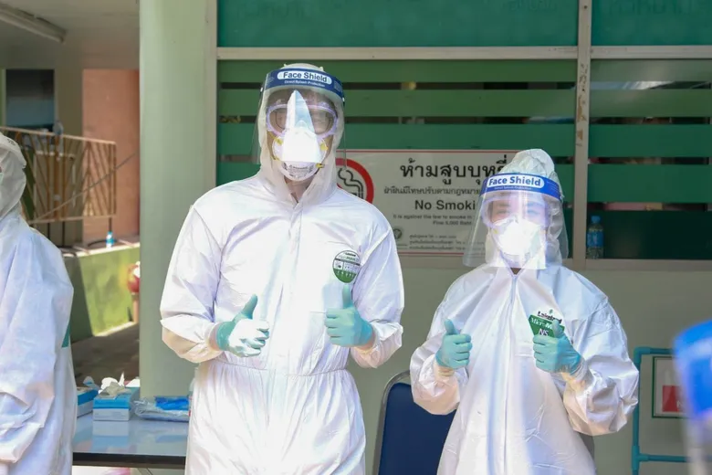 รุกตรวจเชื้อทั่วประเทศ! สจล. เปิดตัวรถตู้โมบายล์ Swab Test คาดตรวจเชื้อโควิด-19 ได้หลักร้อยคนต่อวัน