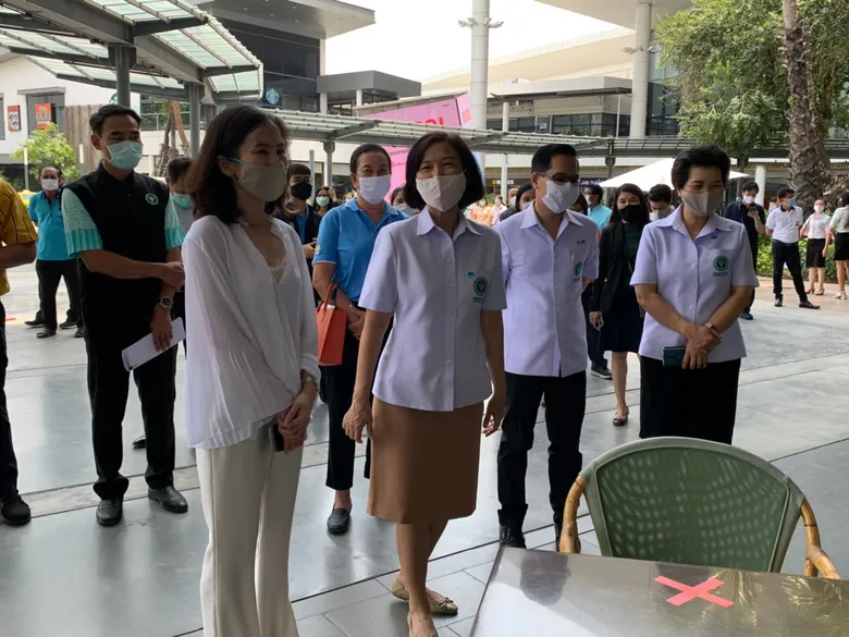 เมกาบางนา นำทีมกรมอนามัยเข้าตรวจพื้นที่อิเกีย และส่วนกลางเพิ่มเติม เน้นย้ำมาตรการลดความแออัด