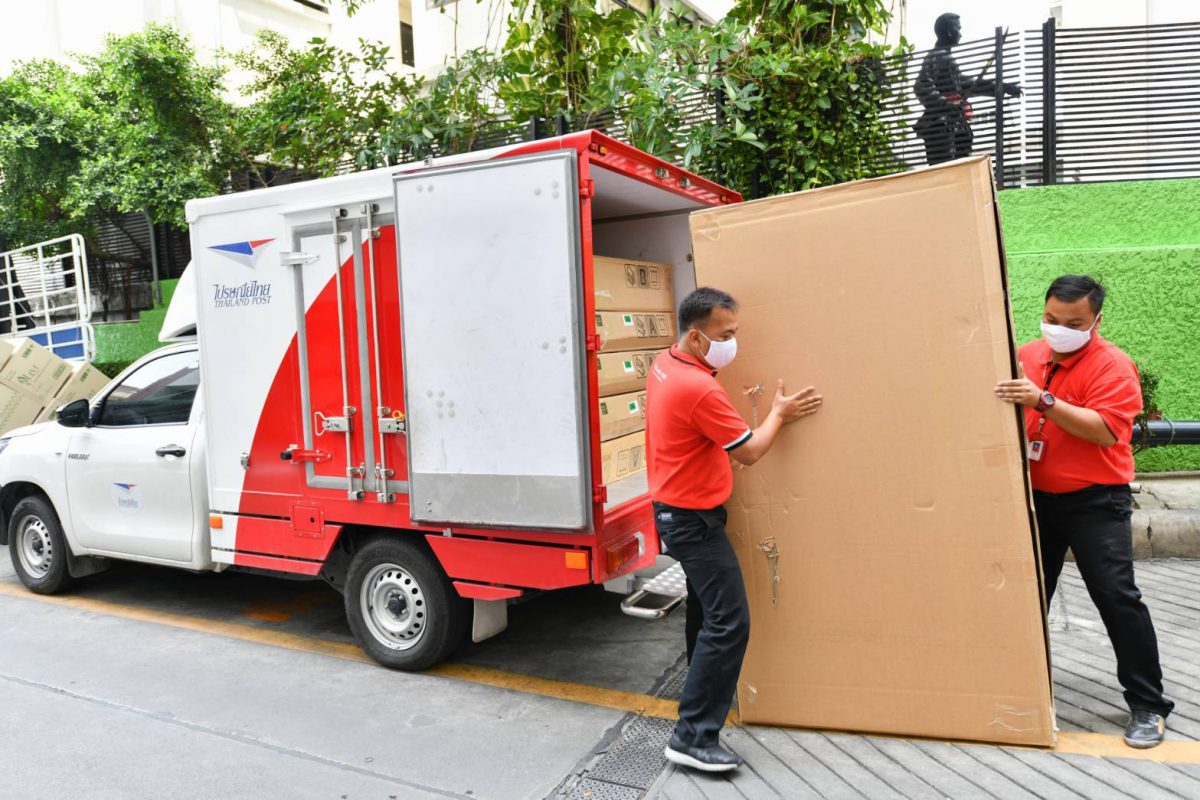 ไปรษณีย์ไทย ร่วมส่งต่อเต็นท์ให้โรงพยาบาล - เรือนจำ สำหรับใช้คัดแยกผู้ป่วยกลุ่มเสี่ยง COVID – 19