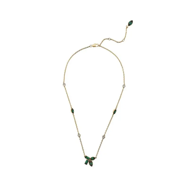 เปล่งประกายเจิดจรัสแบบ หวังอี้ป๋อ ในคอลเลกชัน Atelier Swarovski 'Beautiful Earth’