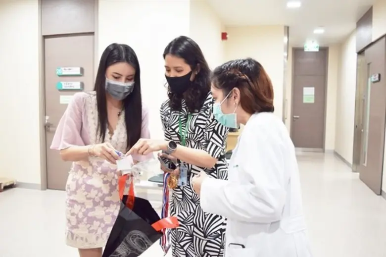 ปิดฉากอย่างสวยงาม เฮียร์ไลฟ์บริจาคส่งมอบเครื่องช่วยฟังให้กับโรงพยาบาลจุฬาลงกรณ์