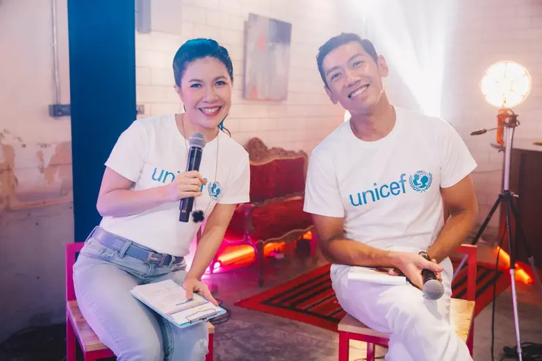 “เลิฟ เดลิเวอรี่ เฟส บาย ยูนิเซฟ” ยกทัพ 26 ศิลปินดัง ไลฟ์สดระดมทุนช่วยเหลือเด็กๆ ที่เดือดร้อนจากโควิด-19 ยอดทะลุ 3.7 ล้านบาท!!