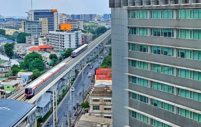 ฝากบอกต่อ! ศิษย์เก่า SPU เรียนต่อระดับบัณฑิตศึกษา รับทุนสนับสนุน สูงสุด 30,000 บาท*