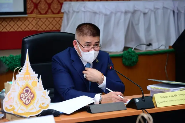 ร้อยเอก ธรรมนัส พรหมเผ่า รัฐมนตรีช่วยว่าการกระทรวงเ...