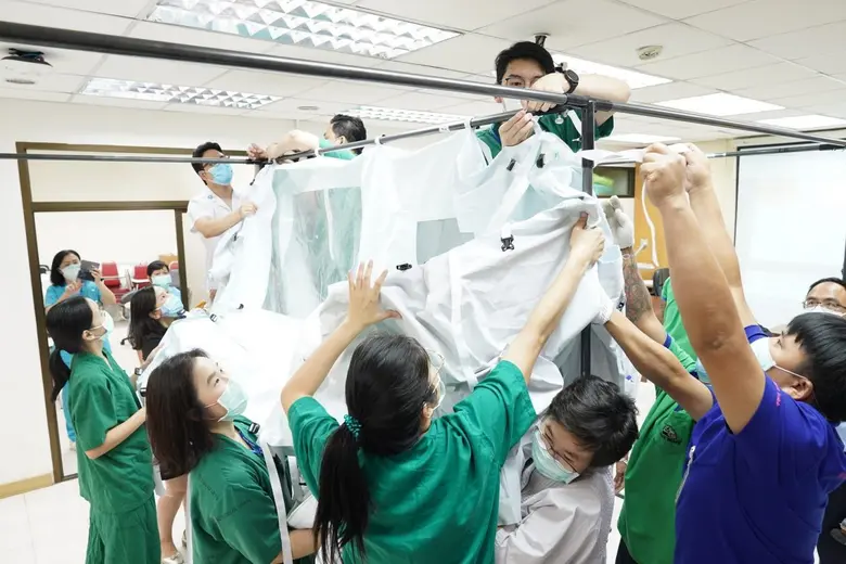 ความร้ายกาจของการแพร่ระบาดเชื้อไวรัสโคโรน...