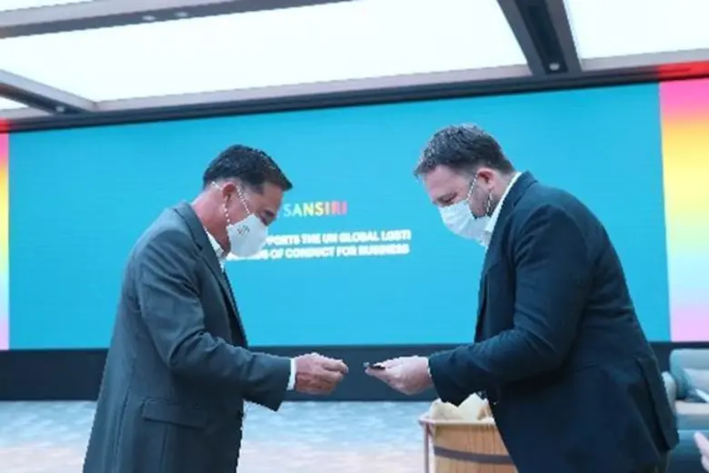 แสนสิริสร้างมาตรฐานใหม่ของการยอมรับความเท่าเทียมในฐานะบริษัทแรกในไทยที่ได้ร่วมลงนามในสัญญา UN Global Standards of Conduct for Business