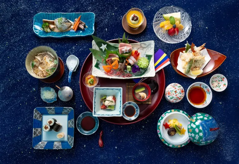 ห้องอาหาร ยามาซาโตะ (Yamazato) โรงแรม ดิ ...
