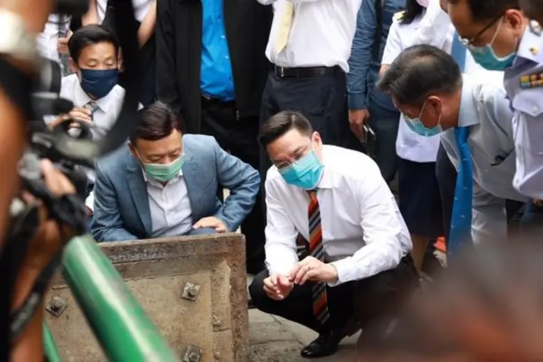 นายพุทธิพงษ์ ปุณณกันต์ รัฐมนตรีว่าการกระท...