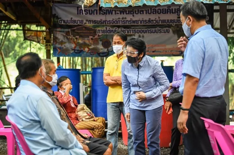 มกอช. บุกนครนายก ดึง Q อาสาแนะเกษตรกรเข้าสู่ระบบมาตรฐาน GAP สนับสนุนติด Q ยกระดับด้วย QR Trace