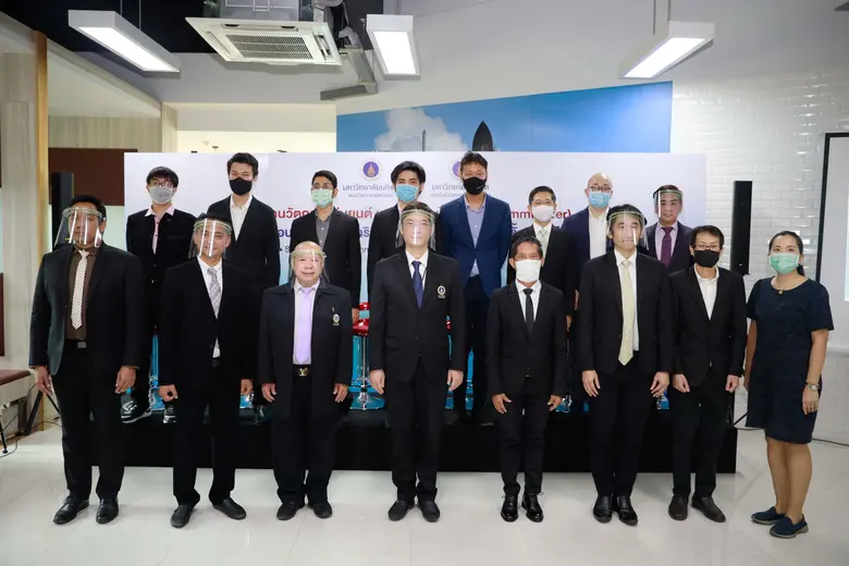 ในสถานะการณ์แพร่ระบาดของ COVID-19 ทั่วโลก...