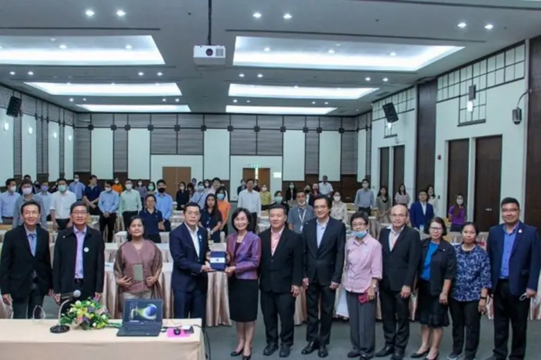 ดร.ชุติมา เอี่ยมโชติชวลิต ผู้ว่าการสถาบัน...