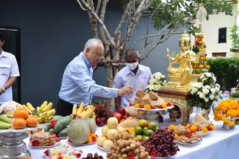 คุณวิทยา พรหมชนก ประธานเจ้าหน้าที่บริหาร ...