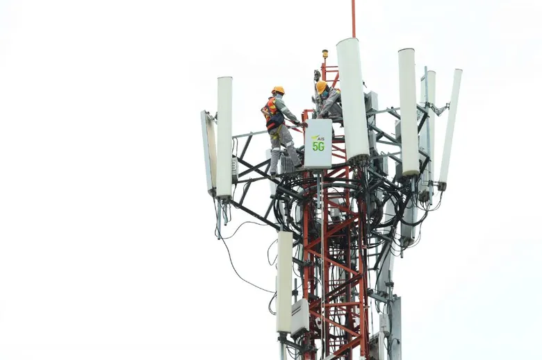 บันทึกหน้าใหม่ นวัตกรรม 5G ประเทศไทย AIS ปูพรมเครือข่าย 5G SA ครบ 77 จังหวัด พร้อมเต็มสูบ ยกระดับอินเทอร์เน็ตความเร็วสูง เพื่อภาคอุตสาหกรรม