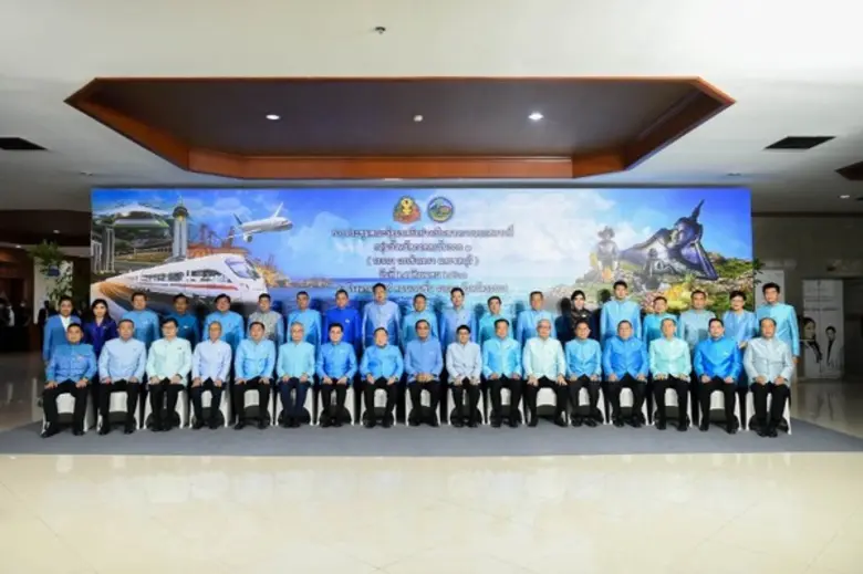 พล.อ.ประยุทธ์ จันทร์โอชา นายกรัฐมนตรีและร...