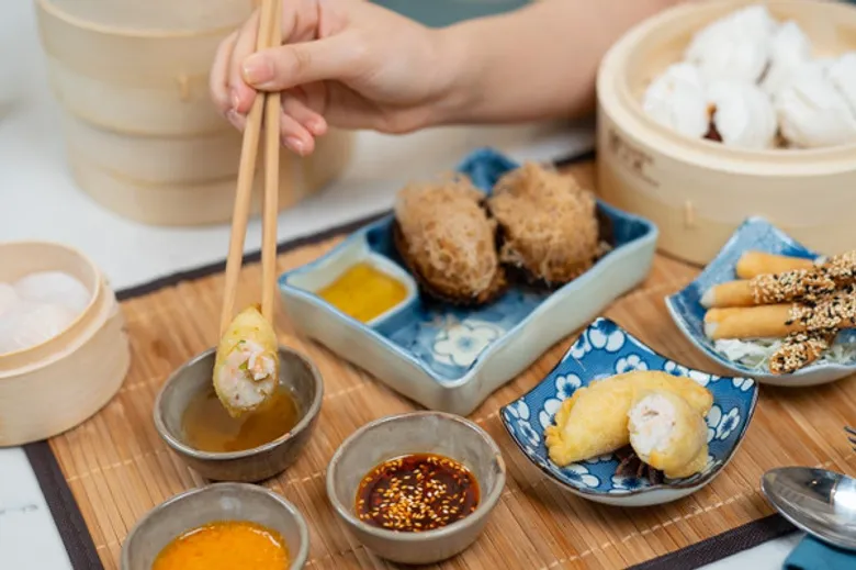 'YANG’ ชวนฟินกับอาหารฮ่องกงสูตรต้นตำรับ ในร้านอาหารดีไซน์ชิค พร้อมรวมมื้ออร่อยง่าย ๆ สไตล์ Modern Hong Kong Cafe