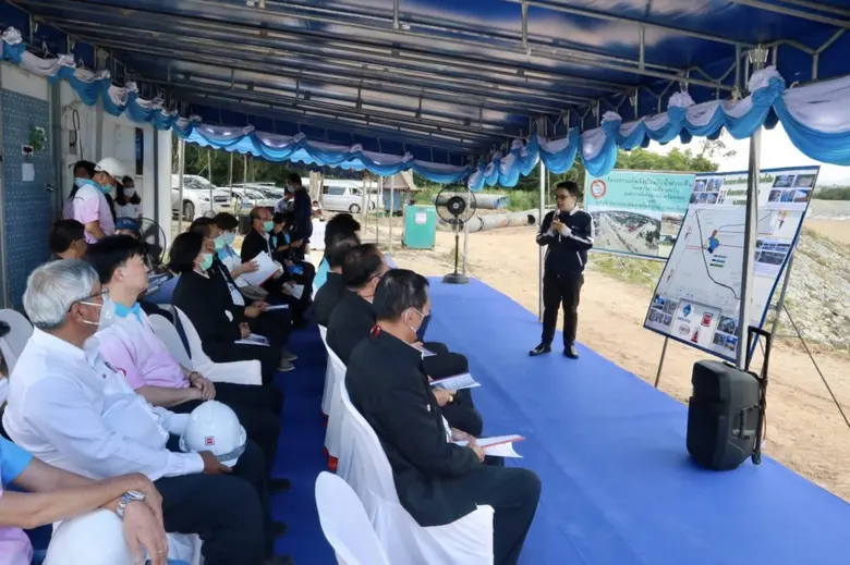 มท. 3 ลงพื้นที่โครงการพัฒนาสระเก็บน้ำดิบทับมา ผนึกกำลังอีสท์ วอเตอร์ แก้ปัญหาน้ำท่วมน้ำแล้งเมืองระยอง