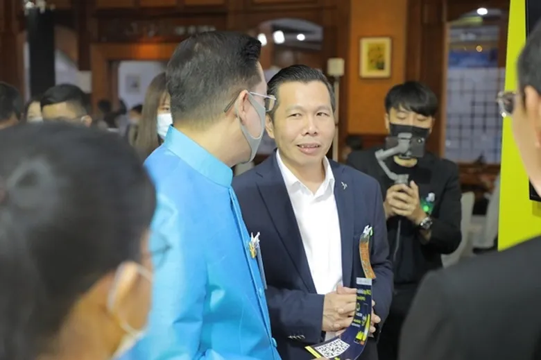 ก.ดีอีเอส-ดีป้า จับมือพันธมิตรพบนายกรัฐมนตรี ก่อนประชุม ครม.สัญจร แสดงดิจิทัลโซลูชัน ยกระดับประสิทธิภาพการทำงาน-พัฒนาคุณภาพชีวิตประชาชน
