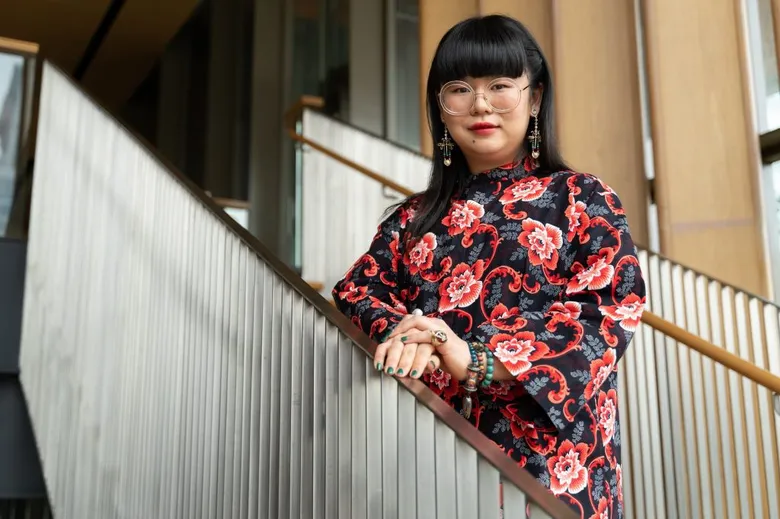 “มูลนิธิรามาธิบดีฯ เชิญ 2 ศิลปินจิตอาสาร่วมใจ ร่วมสร้างวัฒนธรรมแห่งการให้ผ่านความงดงามของศิลปะ”