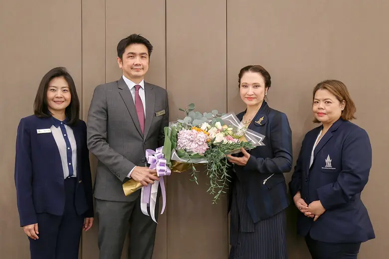 นายสรรชาย นุ่มบุญนำ รองกรรมการผู้จัดการ อ...