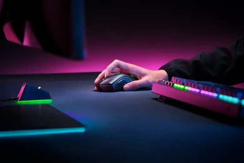 นำเสนอ Razer(TM) HyperSpeed Wireless เทคโ...