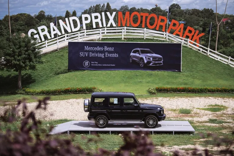 สตาร์แฟลก เอาใจคนรัก SUV พาตะลุยสุดระห่ำบนเส้นทางออฟโรด ในงาน “Mercedes-Benz SUV Driving Events” ณ สนาม Grand Prix Motor Park จ.กาญจนบุรี