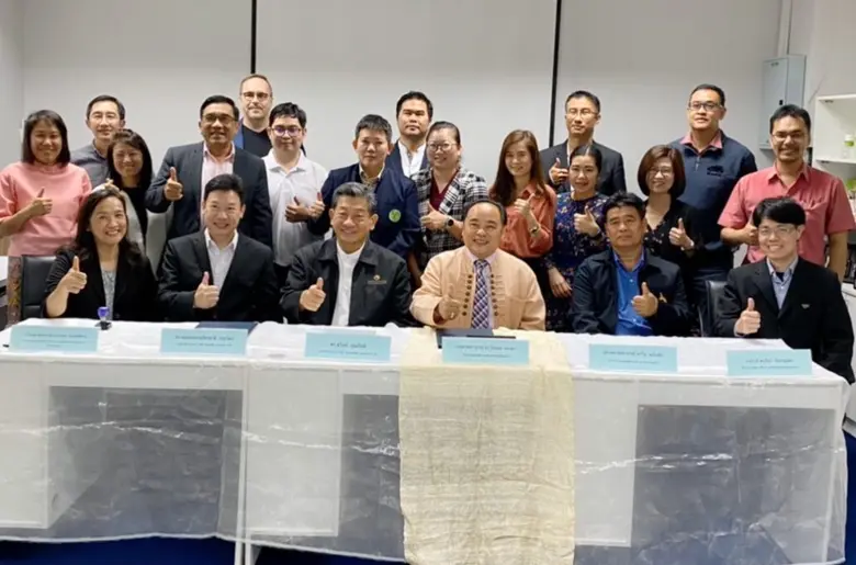 มหาวิทยาลัยแม่โจ้ จ.เชียงใหม่ จับมือ บริษัท ไทยเมดิคัล แคนนาบิส จำกัด พัฒนาสายพันธุ์ สารสกัด และเส้นใยจากกัญชงและพืชสมุนไพรเพื่อประโยชน์ทางการแพทย์