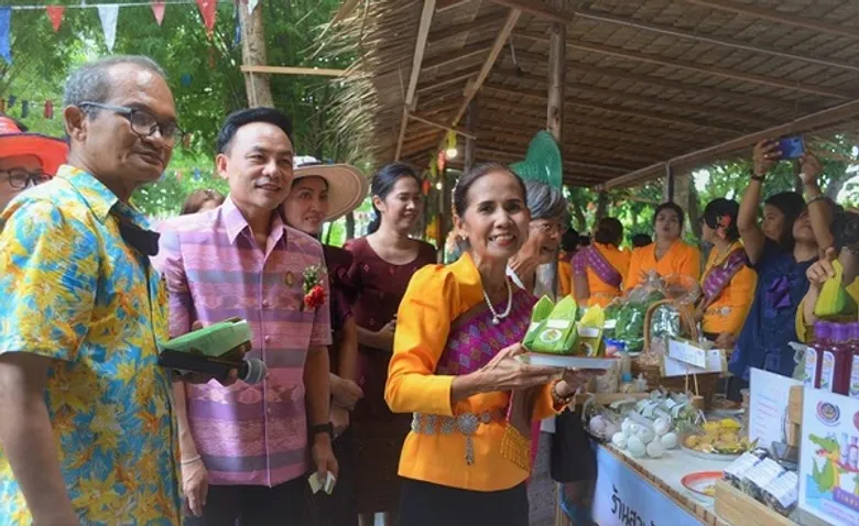 เชิญเที่ยวสุดสัปดาห์ ตลาดน้ำบ้านจรเข้สามพัน ตำนานแห่งเมืองสุพรรณ โดย มรภ. บ้านสมเด็จเจ้าพระยา